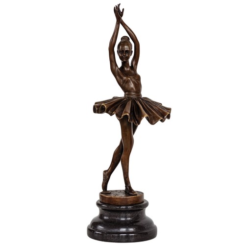 Statue après degas danseuse - après,