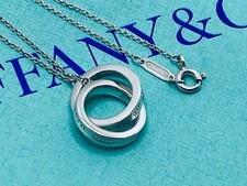 Collier cercle imbriqué