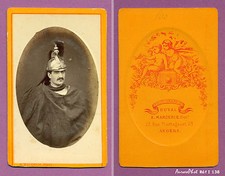 CDV DUVAL à ANGERS : SOLDAT MILITAIRE CUIRASSIER CASQUÉ AVEC CAPE SOMBRE  -I 138