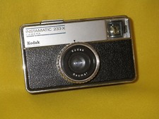KODAK instamatic 233 X