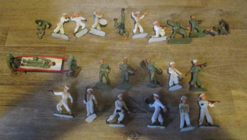 Lot ancien soldat intacts - lot, )