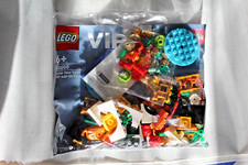 LEGO SPECIAL VIP   -   LOT NOUVEL AN LUNAIRE   -  SACHET SCELLE  ref 40605