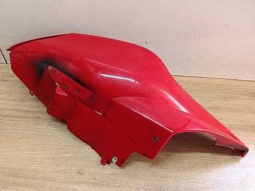 Une coque carenage arriere - coque,