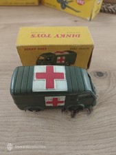 Dinky Toys Ambulance militaire