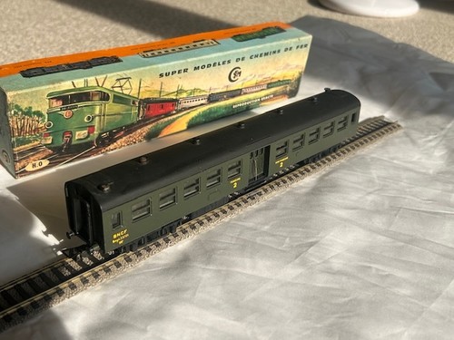 Voiture sncf grande - grande, 2