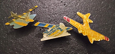 Pin’s lot de 3 pins Avion