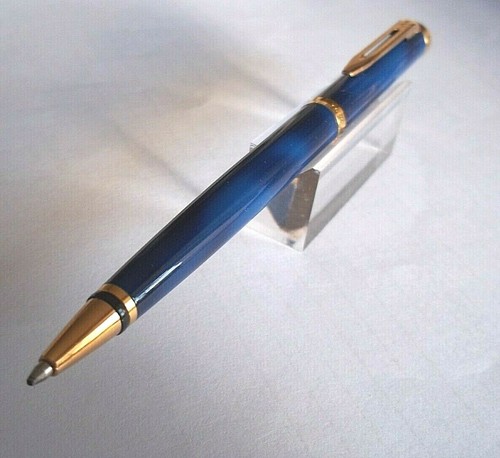 Magnifique stylo bille - stylo,