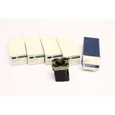 5Pcs Telemecanique 061369 ZB2