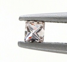 Diamant Naturel 0.07TCW Brun Jaune Intense Étincelant Taille Princesse Brillante