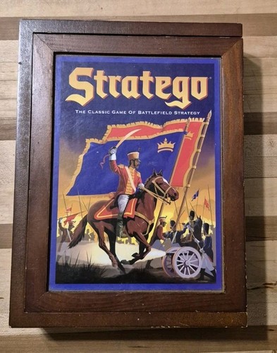 Vintage 2005 stratego game - 2005,