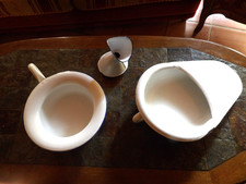 Ancien bassin de lit,pot de