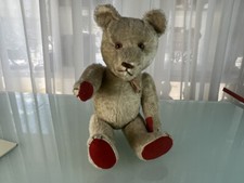 Ancien ours en peluche de