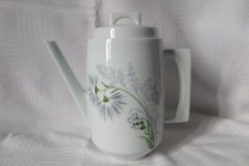Cafetiere porcelaine de Limoges - décor floral rehaussé à l'émail