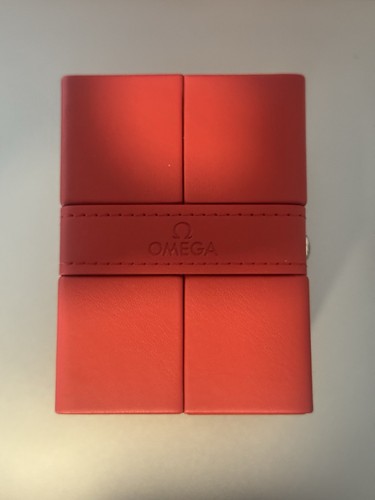 Omega travel case - travel,