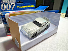ASTON MARTIN DB5 James Bond 007 CORGI voiture du Film THUNDERBALL