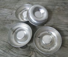 4 anciens moules à gateau métal chirurgical vintage 