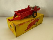 Authentique tracteur MASSEY