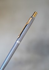 STYLO BILLE PARKER JOTTER EN ARGENT MASSIF 925 QUADRILLE & PL. OR 18 CARATS