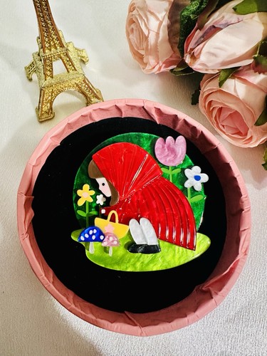 Broche petite fille au - 👧,