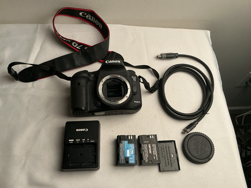 Canon eos mark 20 2mp - canon, 7d