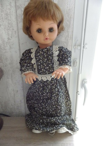 Ancienne grande poupee bella - bella,