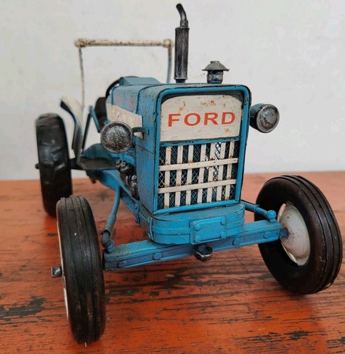 Modèle réduit tracteur - réduit,