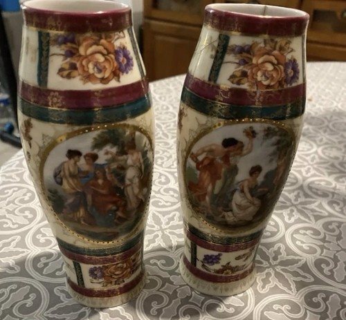 Vase ancien paire - signés, es