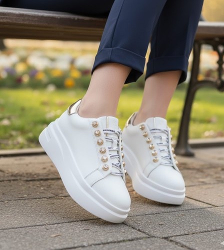 Baskets blanches pour femme - baskets,