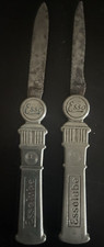 2  assez rares et anciens couteaux canifs publicitaire ESSO
