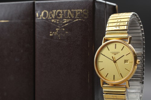 Presque comme neuf montre - [presque,