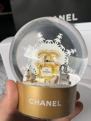 Boule neige chanel 2024 - boule, à