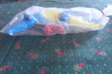 Jouet Ancien en Plastique alligator à roulettes