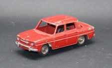 vrai DINKY JUNIOR - RENAULT 8 - état C