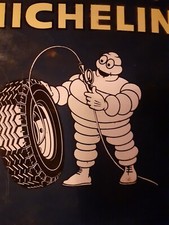 ANCIENNE PLAQUE EMAILLEE MICHELIN BIBENDUM 1950 GARAGE . no copie