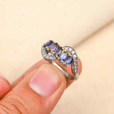 Bague En Saphir Bleu De Ceylan