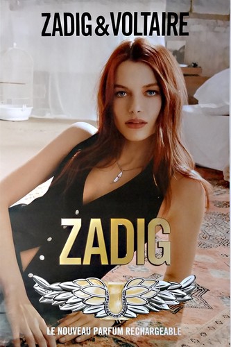 Affiche publicitaire roulée - affiche,