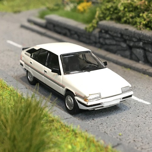 Citroën blanc 1983 - 1983, sai