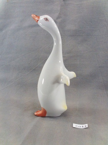 Oie porcelaine hollohaza - en,