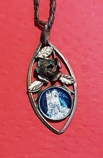 Bijou pendentif vierge marie