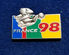 RARE  pins sport foot football  soccer coupe du monde France 98