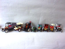 LOT DE 8 VOITURES MINIATURES -