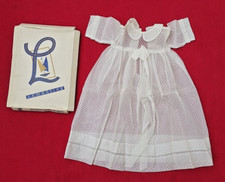 Ancienne Robe de Baptême en Plumetis ,  LEMENTINE , enfant , poupon ,