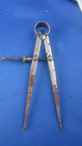 Ancien compas epaisseur - d,