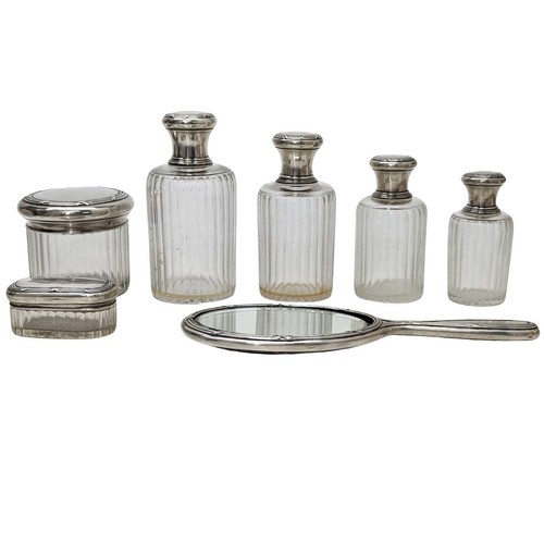 Nécessaire toilette - de,