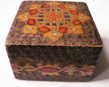 Ancienne boite à bijoux en bois - Pyrogravure