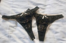 LOT DE DEUX STRINGS NEUFS DE