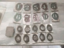 ANCIENS POCHOIRS EN ZINC CHIFFRES
