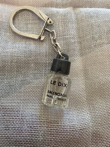 Dix balenciaga porte clés - le,