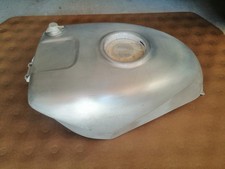 honda RC 30 , réservoir d'origine d'occasion