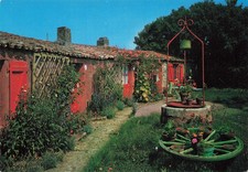 17 ILE DE RE LES PORTES EN RE SUZY SOLIDOR